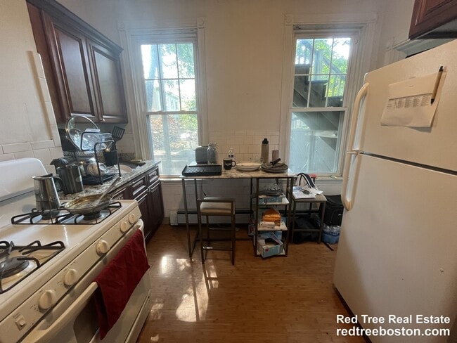 Photo - 17 Putnam Ave Townhome