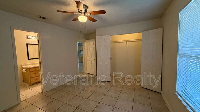 Foto del edificio - 6323 Fred Allen Rd