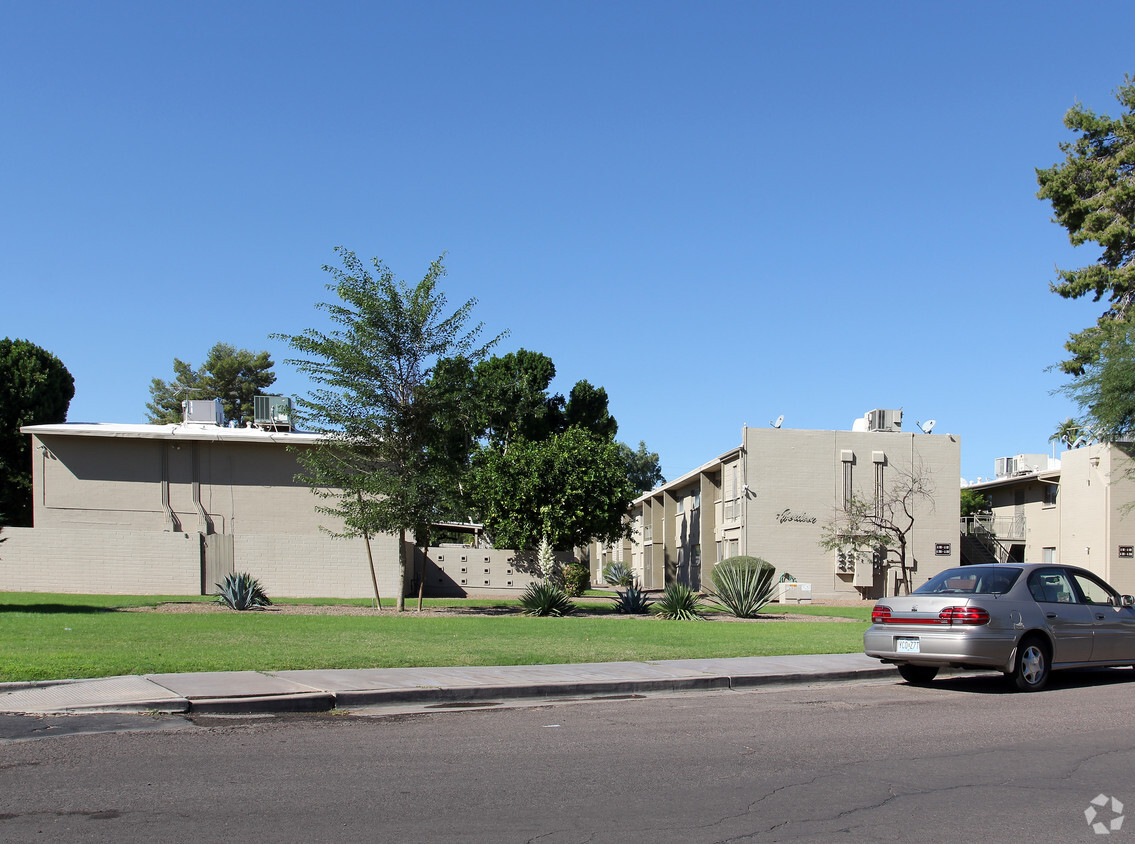 Primary Photo - Consolidated Cooperatives of Scottsdale East