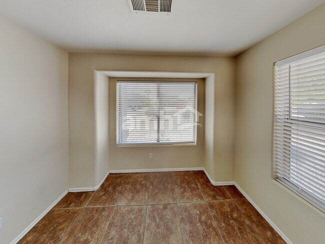 Foto del edificio - 4246 E Rousay Drive