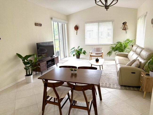 Foto del edificio - 15864 SW 10th St