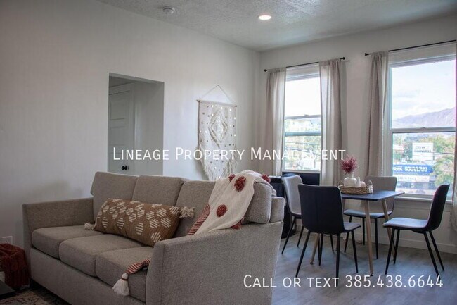 Foto del edificio - 376 East Broadway-5