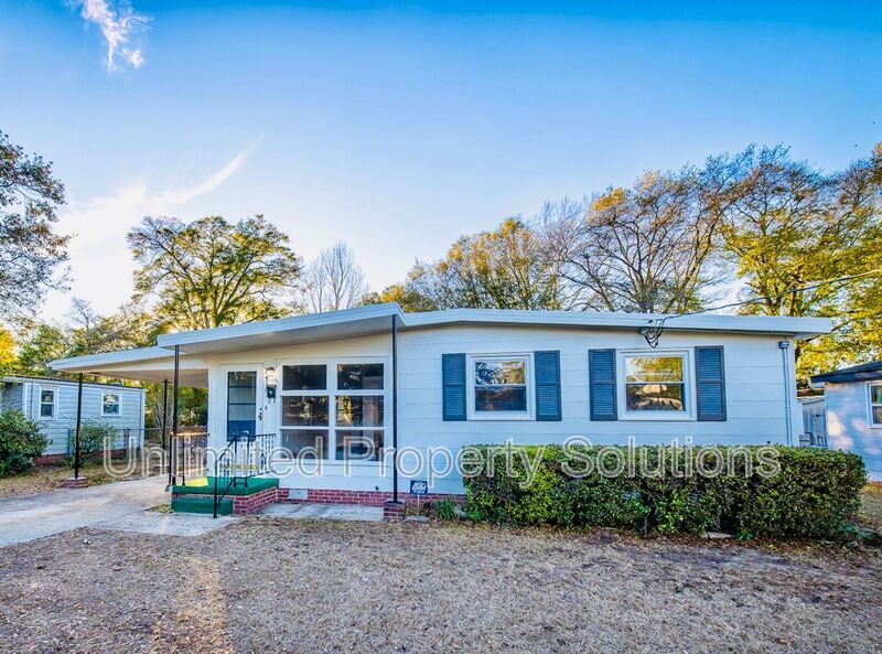 Foto principal - 2418 Monroe St