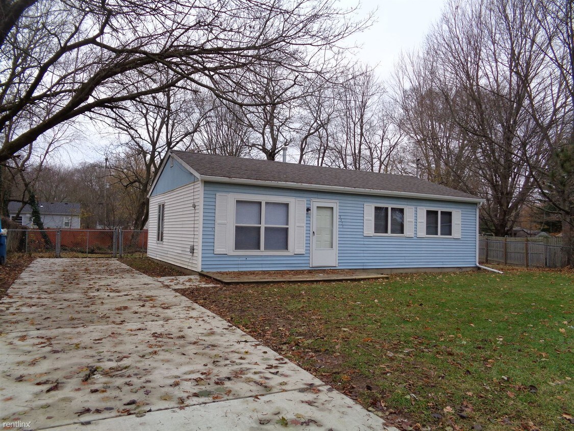 Primary Photo - 3 br, 1 bath House - 3331 Alpine St