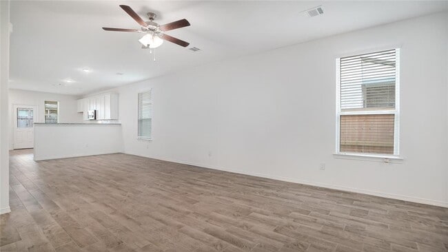 Foto del edificio - 22355 Auburn Cabin Ln