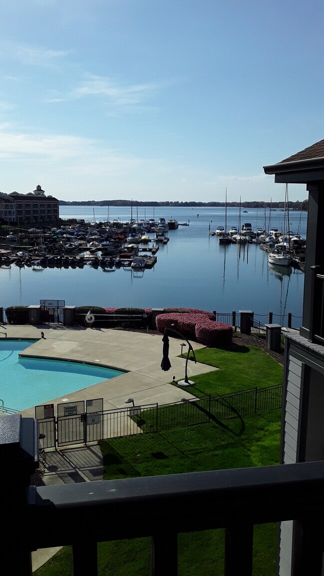 Foto del edificio - 18865 Vineyard Point Ln