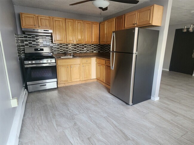 Foto del edificio - 28 Prescott Rd