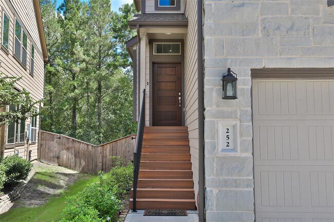 Foto del edificio - 252 Cheswood Forest Dr