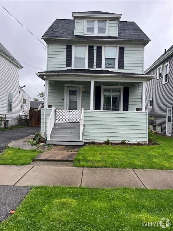 Building Photo - 2025 La Salle Ave