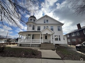 Building Photo - 489 E Harrison St