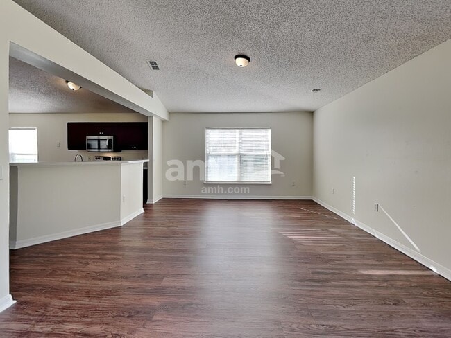 Foto del edificio - 16019 Horizon Ct