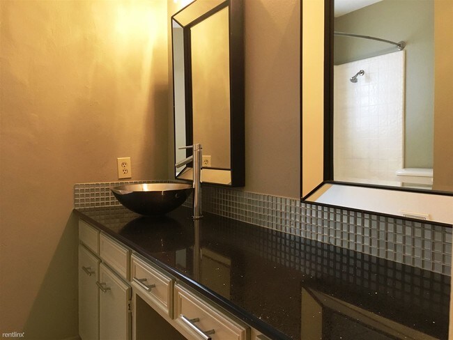 Foto del edificio - 3 br, 2 bath House - 1914 Kingswood Ct