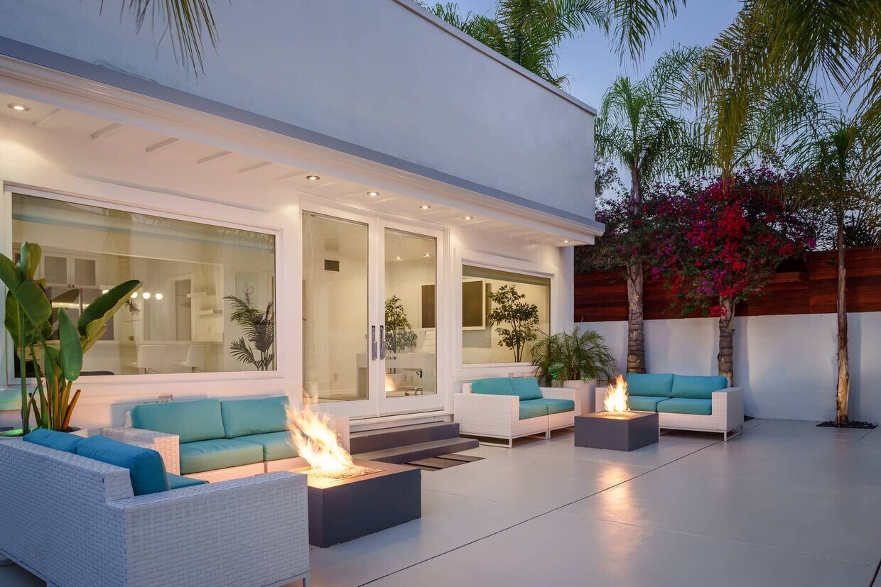 Foto principal - 6219 Melrose Ave