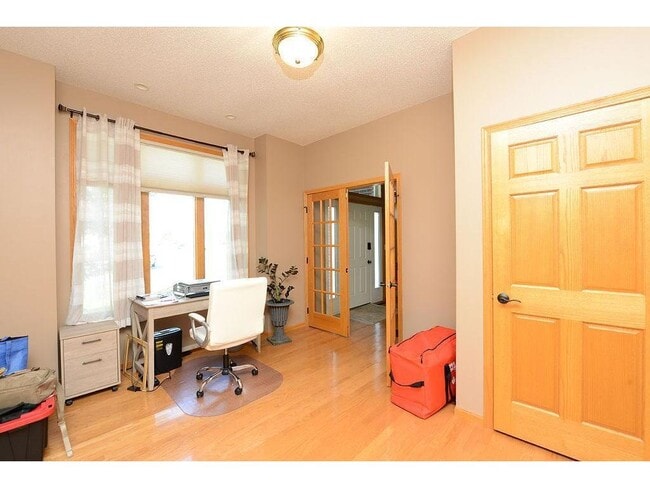 Building Photo - 3516 Westmoor Dr