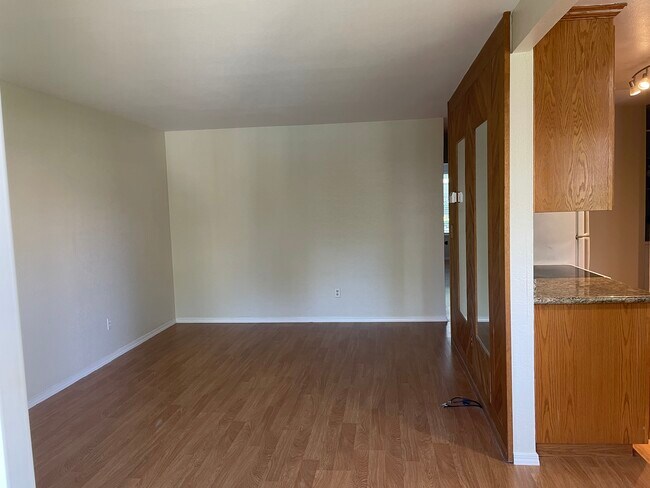 Foto del edificio - 1572 Sunnyvale Ave