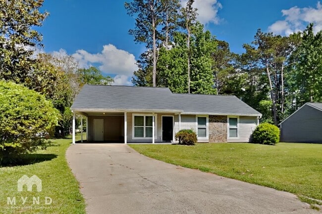 Building Photo - 2 Silverwood Dr