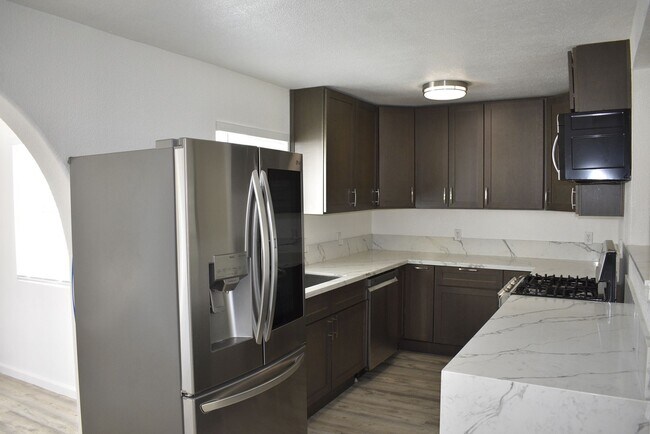 Foto del edificio - 900 Cross St