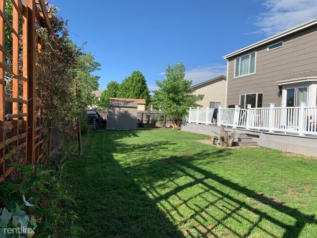 Building Photo - 4 br, 2.5 bath House - 1522 Angora Dr