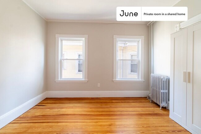 Foto del edificio - Room in Shared 5 bed/2 bath home