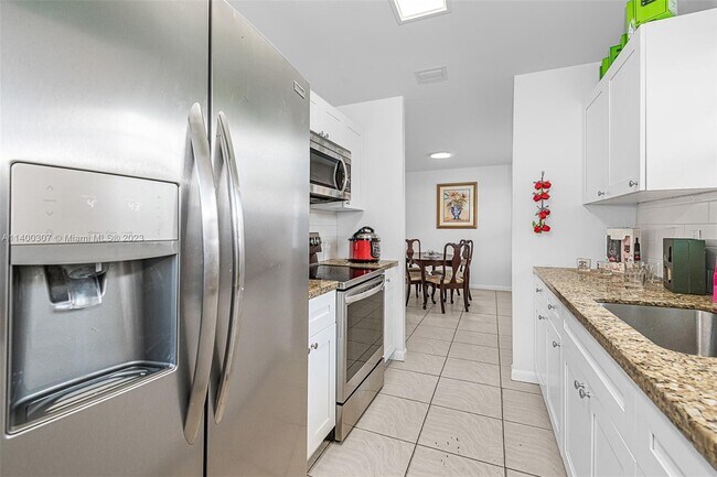 Building Photo - 2442 NW 34th St