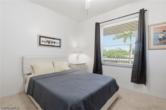 Foto del edificio - 9200 Highland Woods Blvd