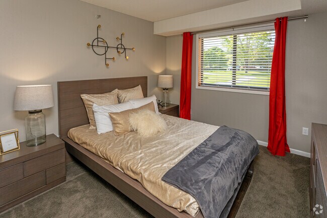 2BR, 2BA, Model - 1,104 SF - Arrive Eden Prairie