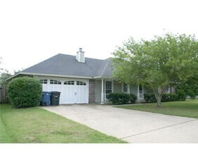 Building Photo - 11536 Bayou Pl