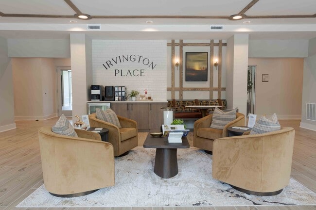 Building Photo - Irvington Place