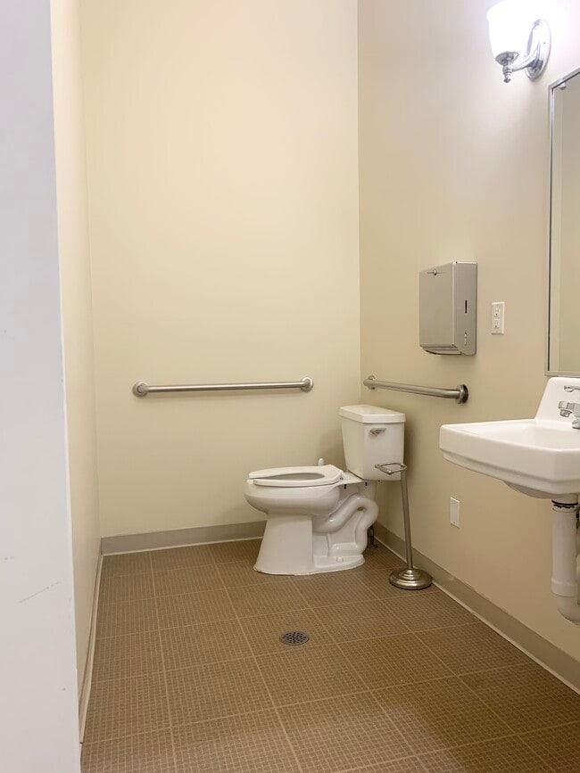 Building Photo - 1327 Geddes Ave