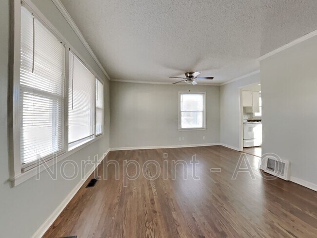 Building Photo - 8341 Locust St