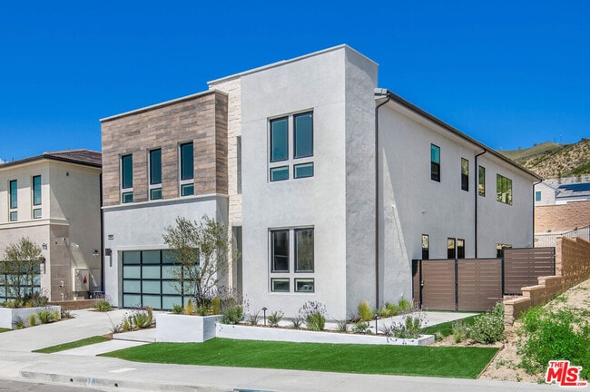 Building Photo - 20601 Overlook Ct