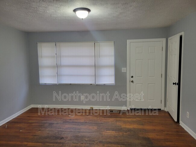 Foto del edificio - 2151 S River Industrial Blvd SE