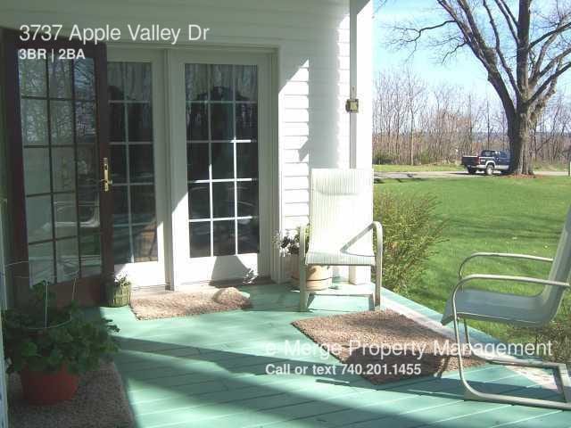 Building Photo - 3737 Apple Valley Dr