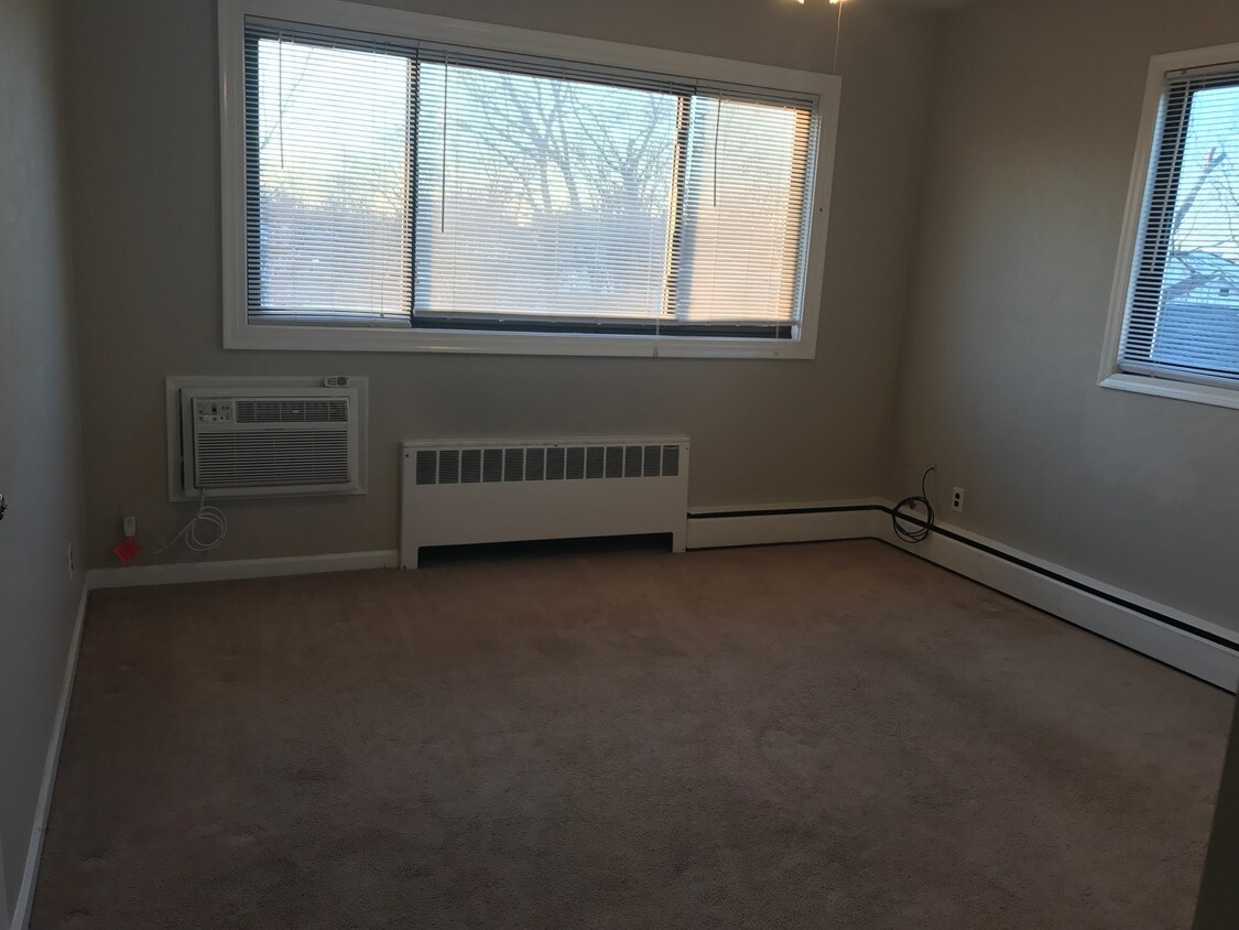 217 N Black Horse Pike, Mount Ephraim, NJ 08059 Apartments in Mount