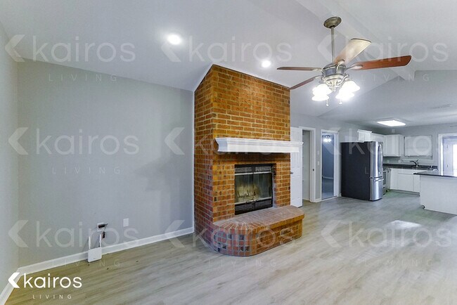 Foto del edificio - 3807 S Williams St