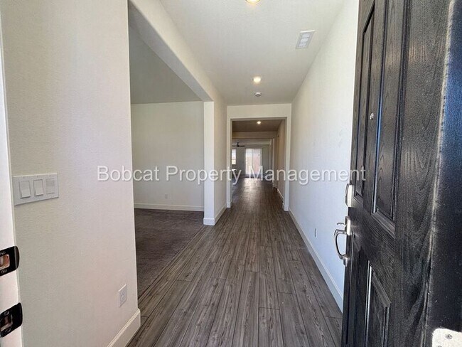 Foto del edificio - 1097 Dapple Dr