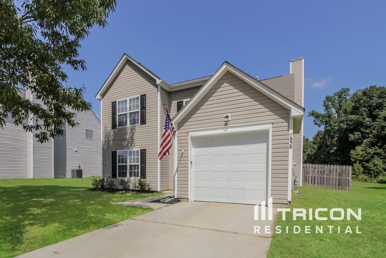 Primary Photo - 7838 Montbrook Dr