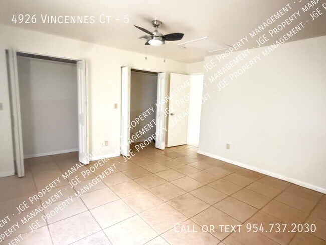 Foto del edificio - 4926 Vincennes Ct