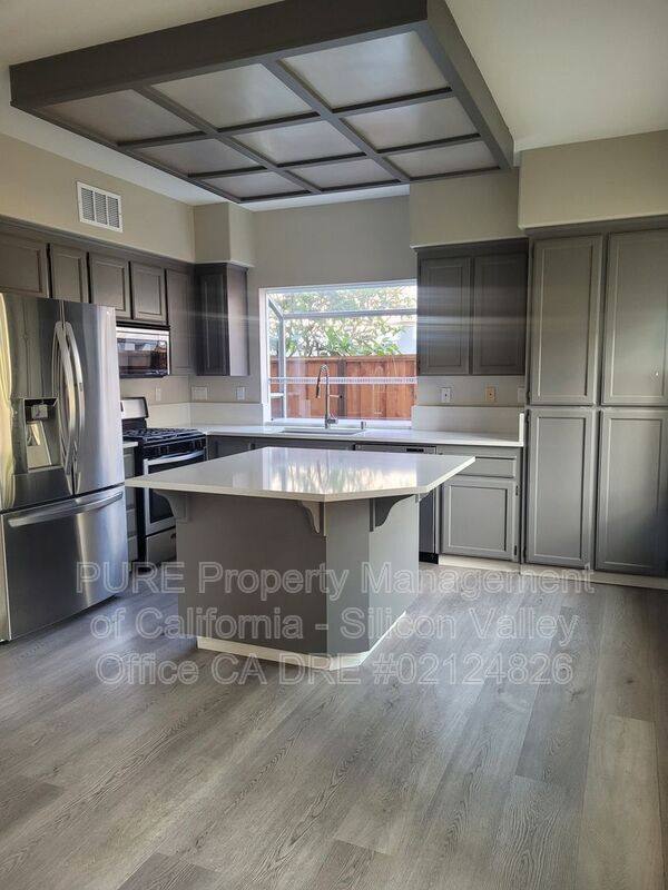 Building Photo - 1024 Delmas Ave