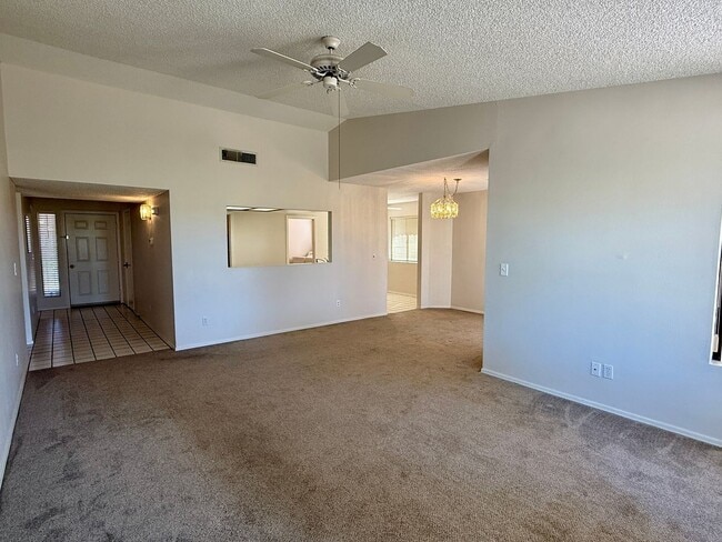 Building Photo - Townhouse on Mesa Del Sol Golf Course