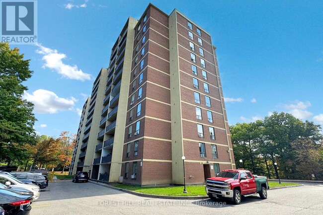 Building Photo - 15-315 London Green Ct