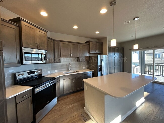 Foto del edificio - 8223 Wheatland Dr