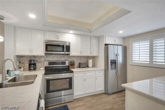 Building Photo - 134 Cypress Way E