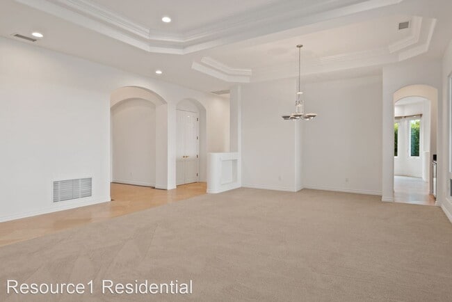 Building Photo - 3 br, 3.5 bath House - 11325 Lakerim Road