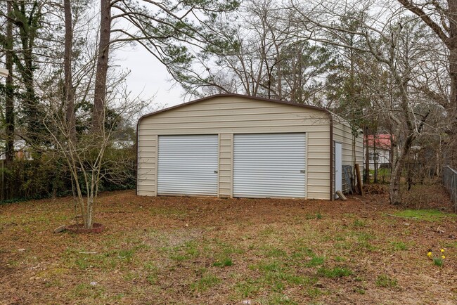 Foto del edificio - 2 Bedroom Charmer in heart of Columbiana