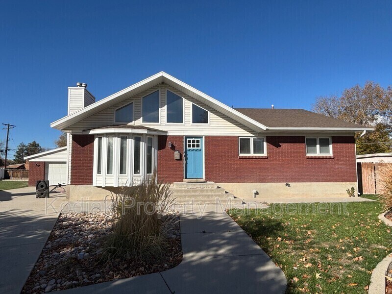 Primary Photo - 547 E 3665 S