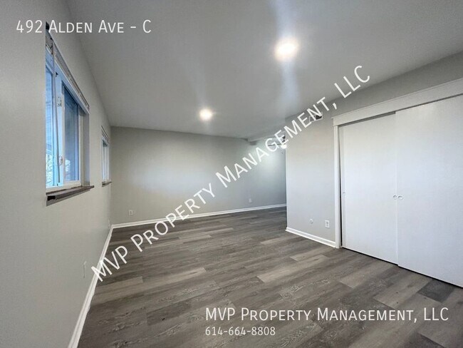 Foto del edificio - Spacious One Bedroom near North Ohio State...