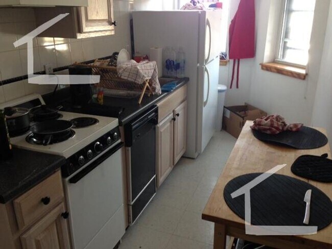 Foto del edificio - Cozy Studio w/ separated Kitchen!