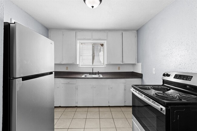 Foto del edificio - 5722 Pickfair St