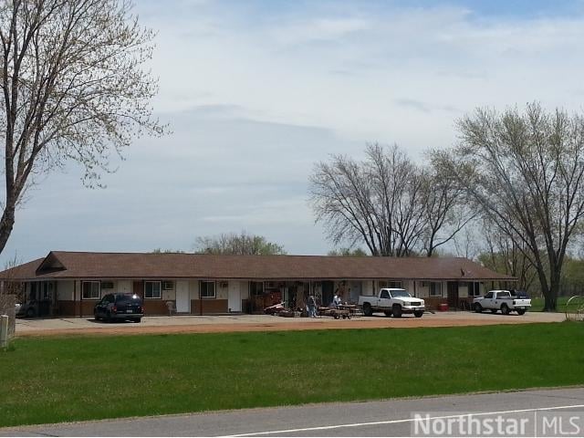 Primary Photo - 25525 Helena Blvd
